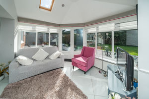GARDEN ROOM- click for photo gallery